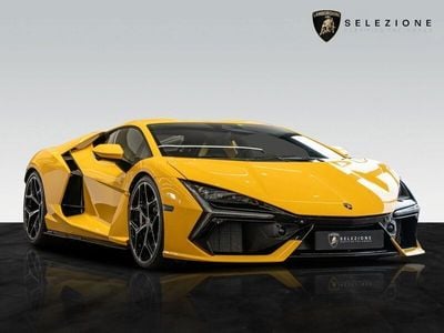 Lamborghini Revuelto