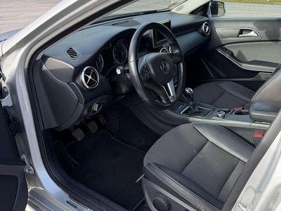Gebraucht Mercedes A180 Style 109 PS (80 kW) 2014 Silber Limousine