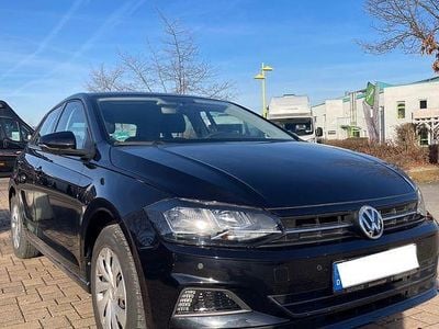 Gebraucht VW Polo Comfortline 75 PS (55 kW) 2018 Schwarz Kleinwagen