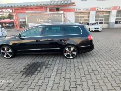 Gebraucht VW Passat Highline 140 PS (102 kW) 2005 Schwarz Kombi