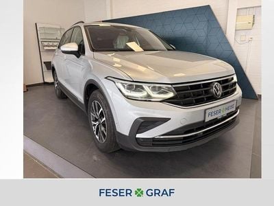 Silber Gebraucht 2022 VW Tiguan Life SUV | 20.950 € (Guter Preis)