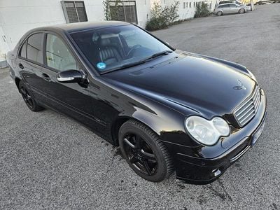 Schwarz Gebraucht 2004 Mercedes C230 Limousine | 4.950 € (Teuer)
