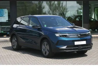 Neu Opel Grandland X Edition 145 PS (106 kW) 2026 Blau SUV