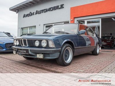 Gebraucht BMW 732 197 PS (144 kW) 1983 Blau Limousine