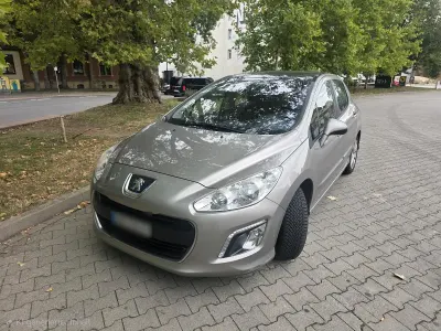 Gebraucht Peugeot 308 156 PS (114 kW) 2011 Grau Kleinwagen
