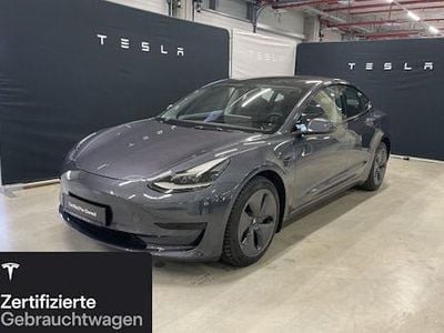 Silber Gebraucht 2021 Tesla Model 3 Standard Range Limousine | 25.200 € (Fairer Preis)