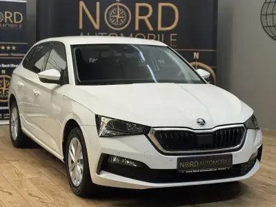 Gebraucht Skoda Scala Ambition 110 PS (80 kW) 2023 Candyweiss Kleinwagen