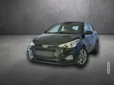 Gebraucht Hyundai i20 101 PS (74 kW) 2019 Schwarz metallic Kleinwagen
