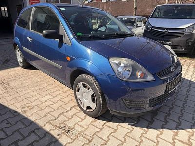 Gebraucht Ford Fiesta Fun X 90 PS (66 kW) 2006 Blau Kleinwagen