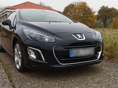 Gebraucht Peugeot 308 CC Allure 163 PS (119 kW) 2011 Schwarz Cabrio