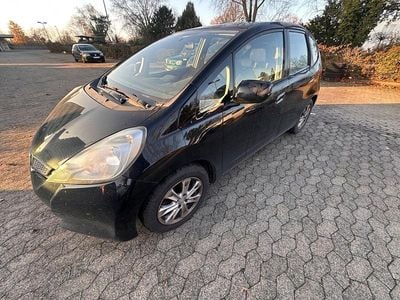 Gebraucht Honda Jazz Trend 99 PS (72 kW) 2012 Schwarz Kleinwagen