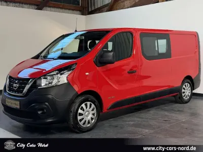 Gebraucht Nissan NV300 Comfort 145 PS (106 kW) 2020 Magma red (s) Van