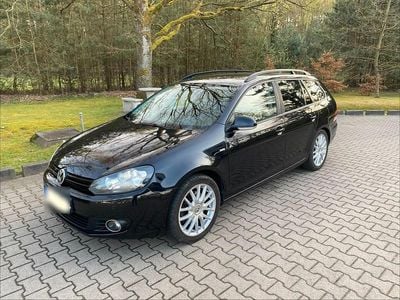 Second-hand VW Golf VII Match 140 CP (102 kW) 2012 Negru Break