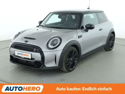 Occasion Mini Cooper S Resolute Edition 178 PK (130 kW) 2024 Zilver Hatchback