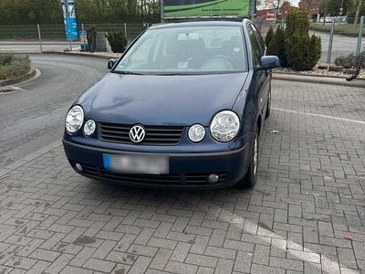 Używany VW Polo 64 KM (47 kW) 2002 Niebieski Hatchback