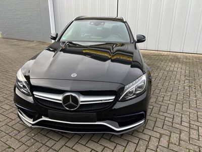 Mercedes C63 AMG