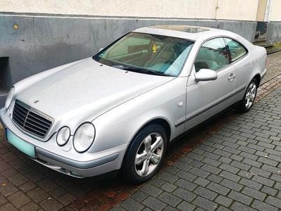 Mercedes CLK230