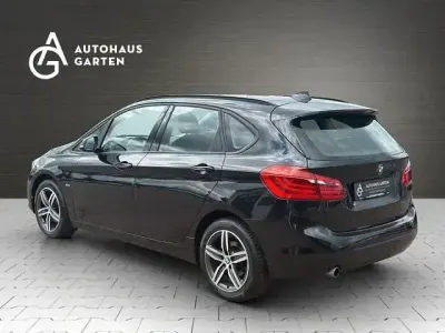 Gebraucht BMW 218 Active Tourer Sport Line 140 PS (102 kW) 2015 Andere Van / Kleinbus