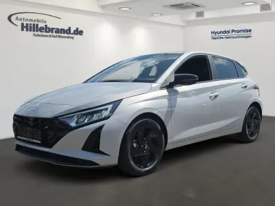 Neu Hyundai i20 Blackline 90 PS (66 kW) 2026 Lumen grey / mic Kleinwagen