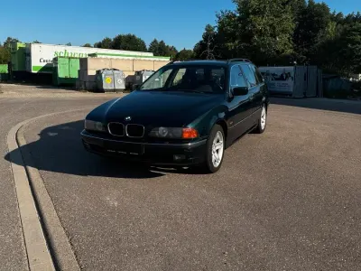 Gebraucht BMW 528 193 PS (141 kW) 1998 Grün Kombi