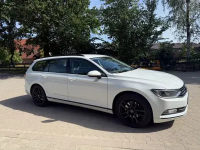 Gebraucht VW Passat Trendline 150 PS (110 kW) 2017 Weiß Kombi