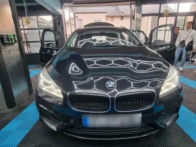 Gebraucht BMW 218 Active Tourer 150 PS (110 kW) 2016 Schwarz Van / Kleinbus