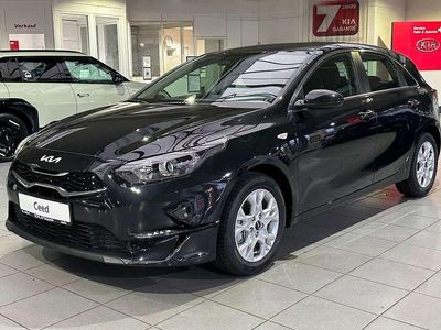 Nouă Kia Ceed Comfort 101 CP (74 kW) 2025 Negru Hatchback