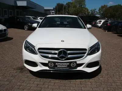Gebraucht Mercedes C200 Avantgarde 184 PS (135 kW) 2015 Andere Limousine
