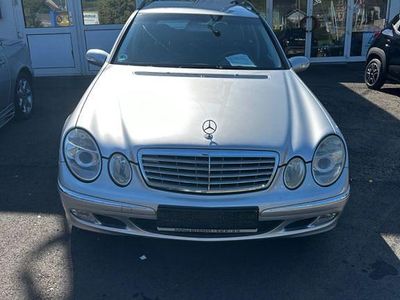 Gebraucht Mercedes E280 177 PS (130 kW) 2004 Silber Kombi