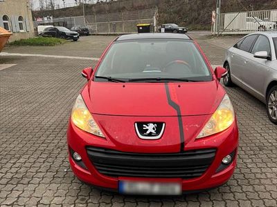 Gebraucht Peugeot 207 75 PS (55 kW) 2010 Rot Kleinwagen