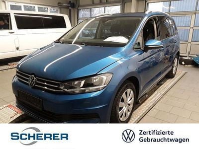 Caribbean blue metallic (metallic) Gebraucht 2021 VW Touran Active Van / Kleinbus | 26.500 € (Fairer Preis)