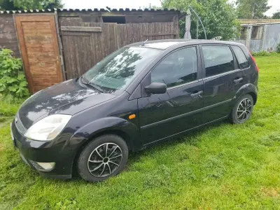 Gebraucht Ford Fiesta 69 PS (50 kW) 2004 Schwarz Kleinwagen