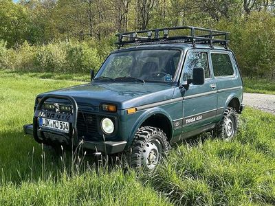 Gebraucht Lada niva 82 PS (60 kW) 2009 SUV