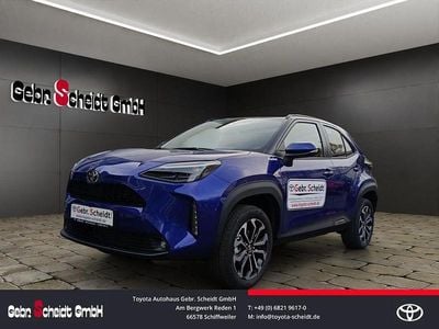 Neu Toyota Yaris Cross 131 PS (96 kW) 2025 Blau SUV