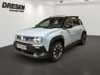 Neu Renault 4 E-Tech Iconic 110 kW (150 PS) 2026 Kumulusblau mit schwarzem dac SUV