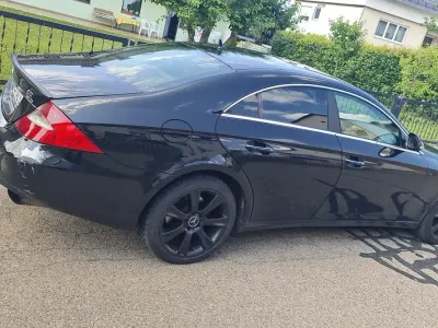 Gebraucht Mercedes CLS320 224 PS (164 kW) 2009 Schwarz Coupé
