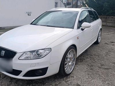 Second-hand Seat Exeo 211 CP (155 kW) 2011 Alb Cabrio
