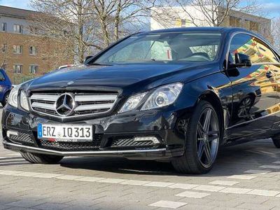 gebraucht Mercedes E220 CDI DPF Coupe BlueEFFICIENCY Elegance