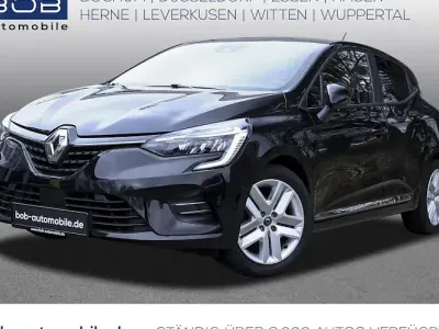 Usata Renault Clio V SE 67 CV (49 kW) 2021 Nero Berlina