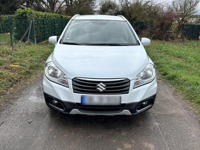 Gebraucht Suzuki SX4 S-Cross Club 130 PS (95 kW) 2016 Weiß SUV
