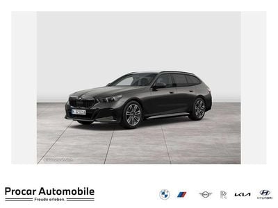Nuova BMW 520 Performance 197 CV (144 kW) 2026 Grigio Station wagon