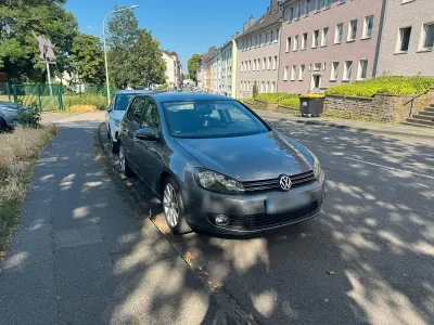 Gebraucht VW Golf VI 122 PS (89 kW) 2009 Grau Kleinwagen