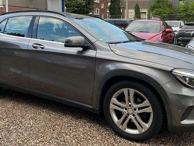 Mercedes GLA200