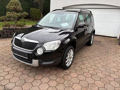 Schwarz Gebraucht 2013 Skoda Yeti Plus Edition SUV | 9.990 € (Teuer)