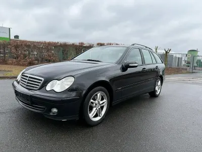Gebraucht Mercedes C220 150 PS (110 kW) 2005 Schwarz Kombi