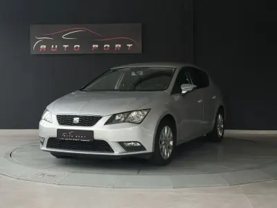 Gebraucht Seat Leon Style 105 PS (77 kW) 2014 Eissilber/estrella silver Limousine