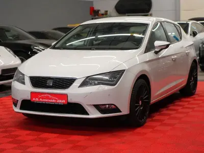 Używany Seat Leon Style 105 KM (77 kW) 2014 Biały Sedan/Limuzyna