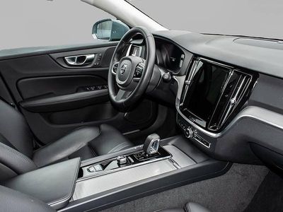 Gebraucht Volvo V60 CC Plus 197 PS (144 kW) 2023 Grau Kombi