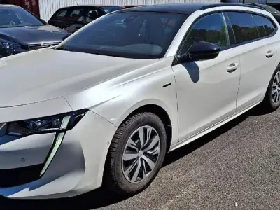 Gebraucht Peugeot 508 SW Allure 131 PS (96 kW) 2019 Weiß Kombi