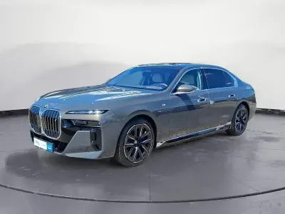 Gebraucht BMW i7 M Sport 400 kW (544 PS) 2023 Grau Limousine